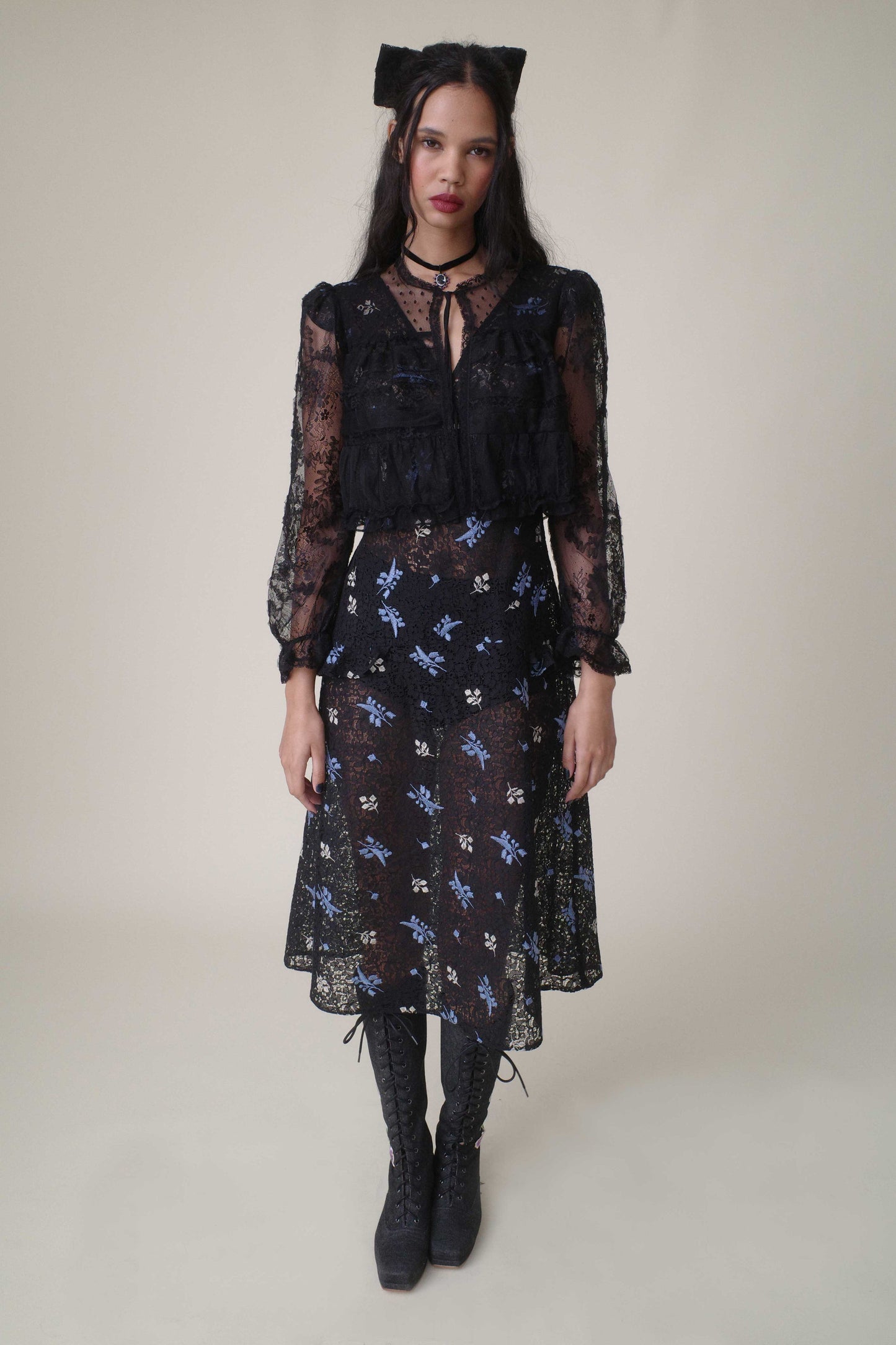 Black Lace Combo Bed Jacket is perfect for wearing on its own or with Anna Sui attire
