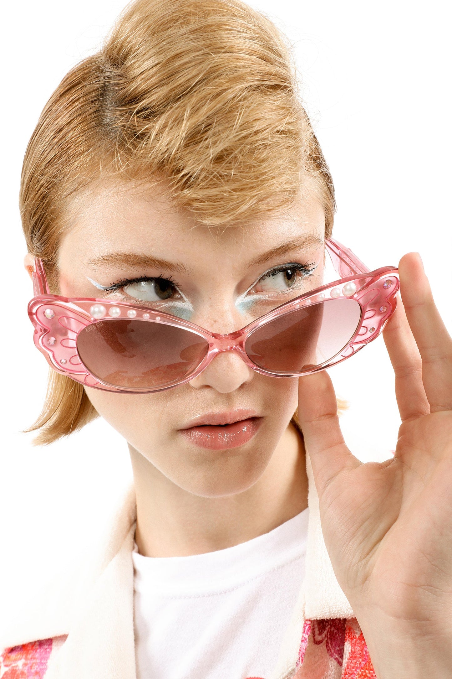 Anna Sui Pearl Wing Sunglasses- pink, Anna Sui logo on the branch