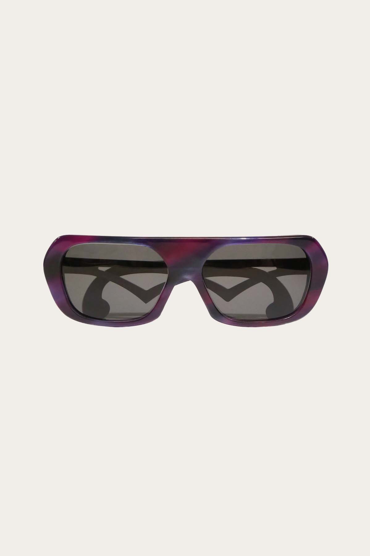 THE ANNA Purple Ombre, large eyeglass frame with tinted lenses, branch with a V-Shaped design