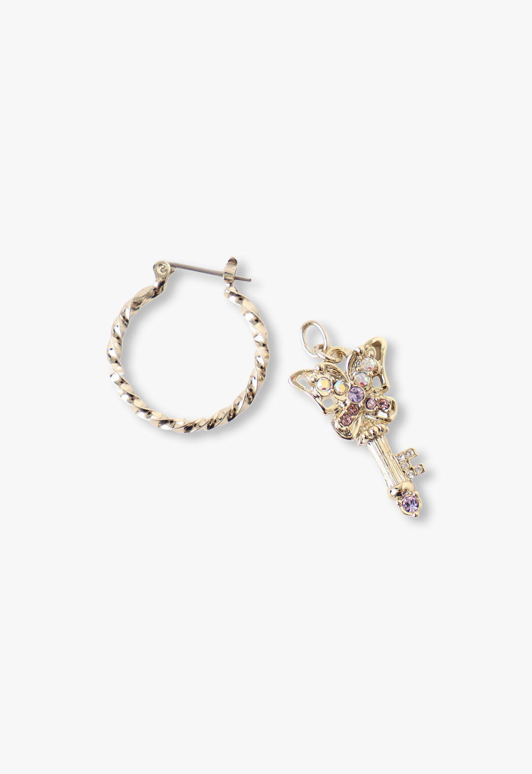 Butterfly Key Earing Gold, the key can be removed from the ring