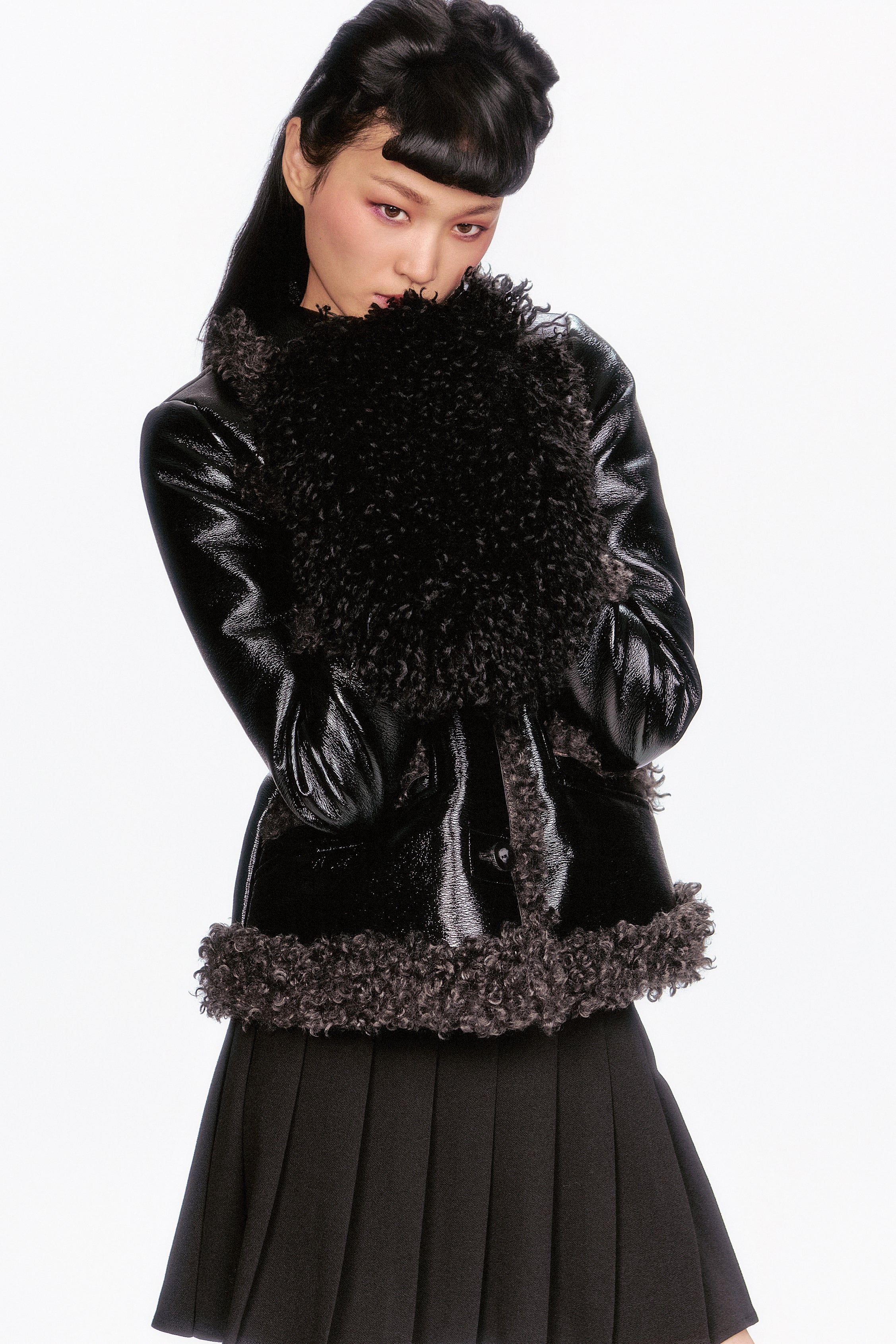 アナスイ　ANNA SUI ファー　ブルゾン Faux Fur Muff - Black – Anna Sui