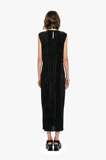 Plissé Sleeveless Maxi Dress
