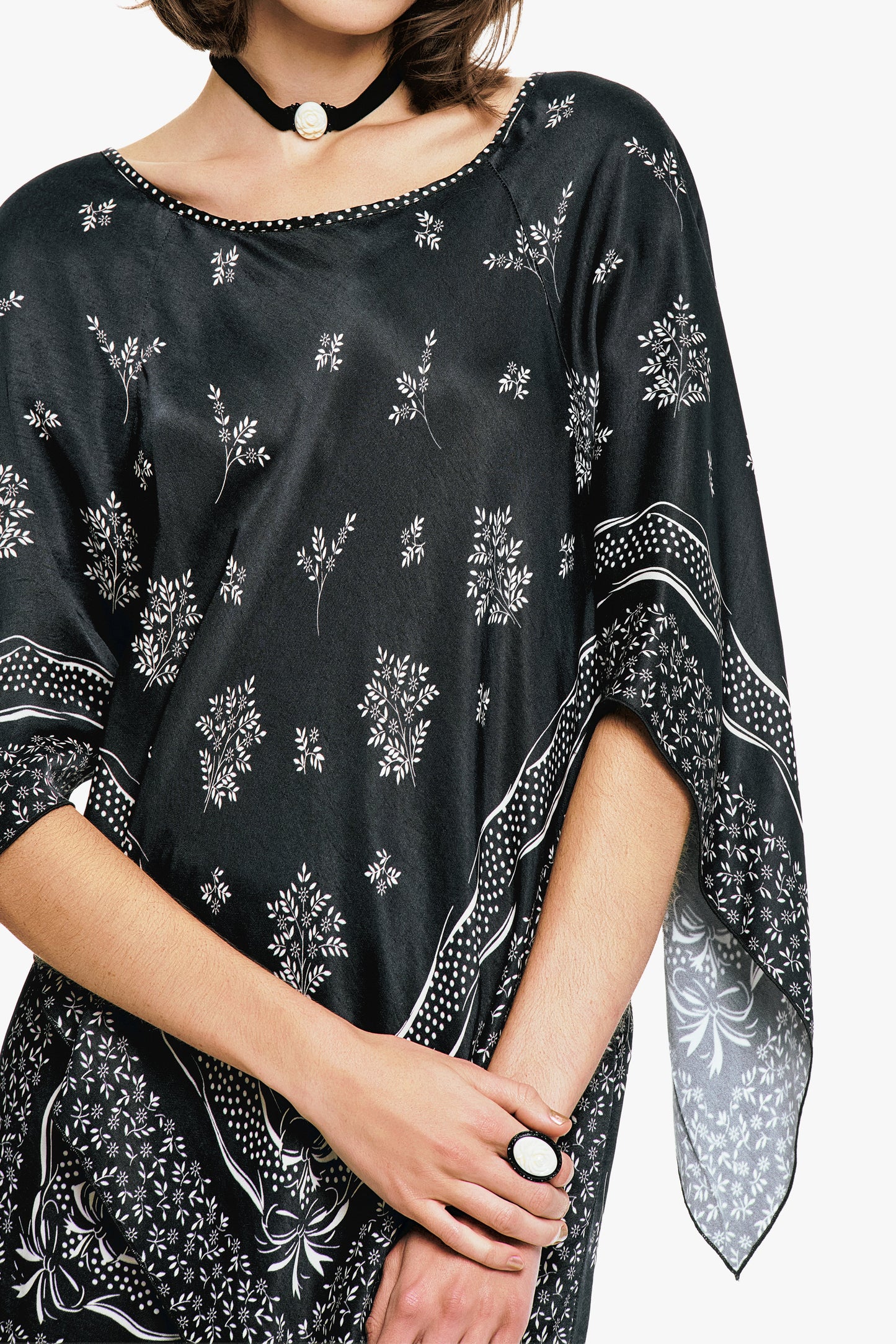 Ribbon Handkerchief Satin Print Poncho