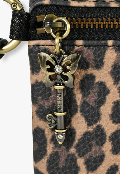 Wild Heart Leopard Wristlet