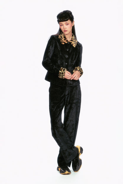 The Velour Jacket black, 5-buttons perfectly pair with Anna Sui velour pants.