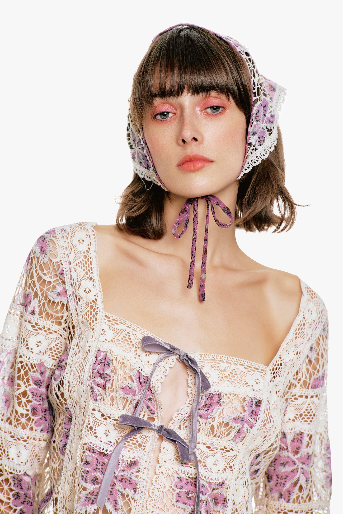Medallion Floral Lace Headscarf