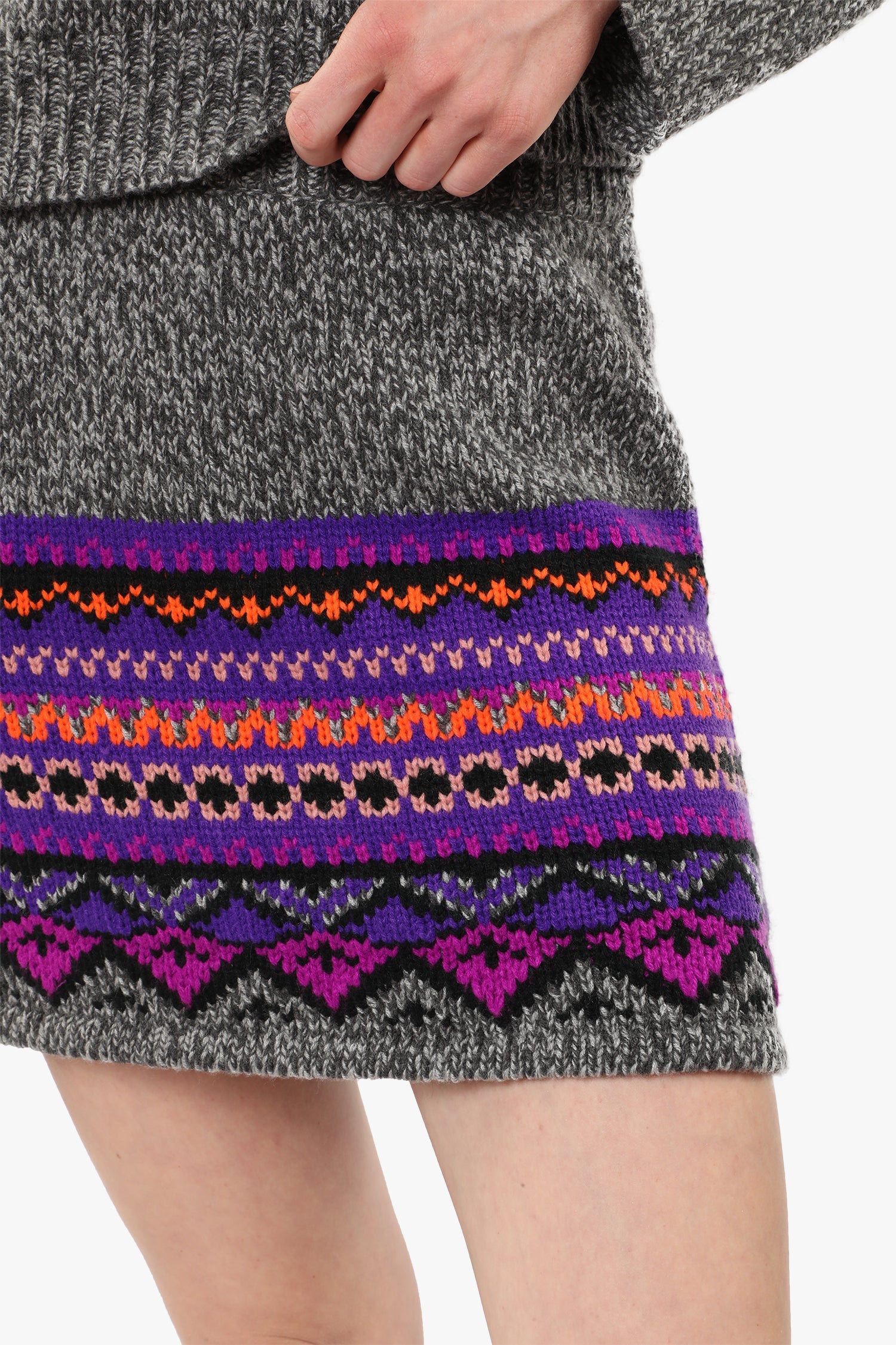 Fair Isle Mini Skirt – Magenta, and gray features a timeless pattern and a simple, tailored fit.
