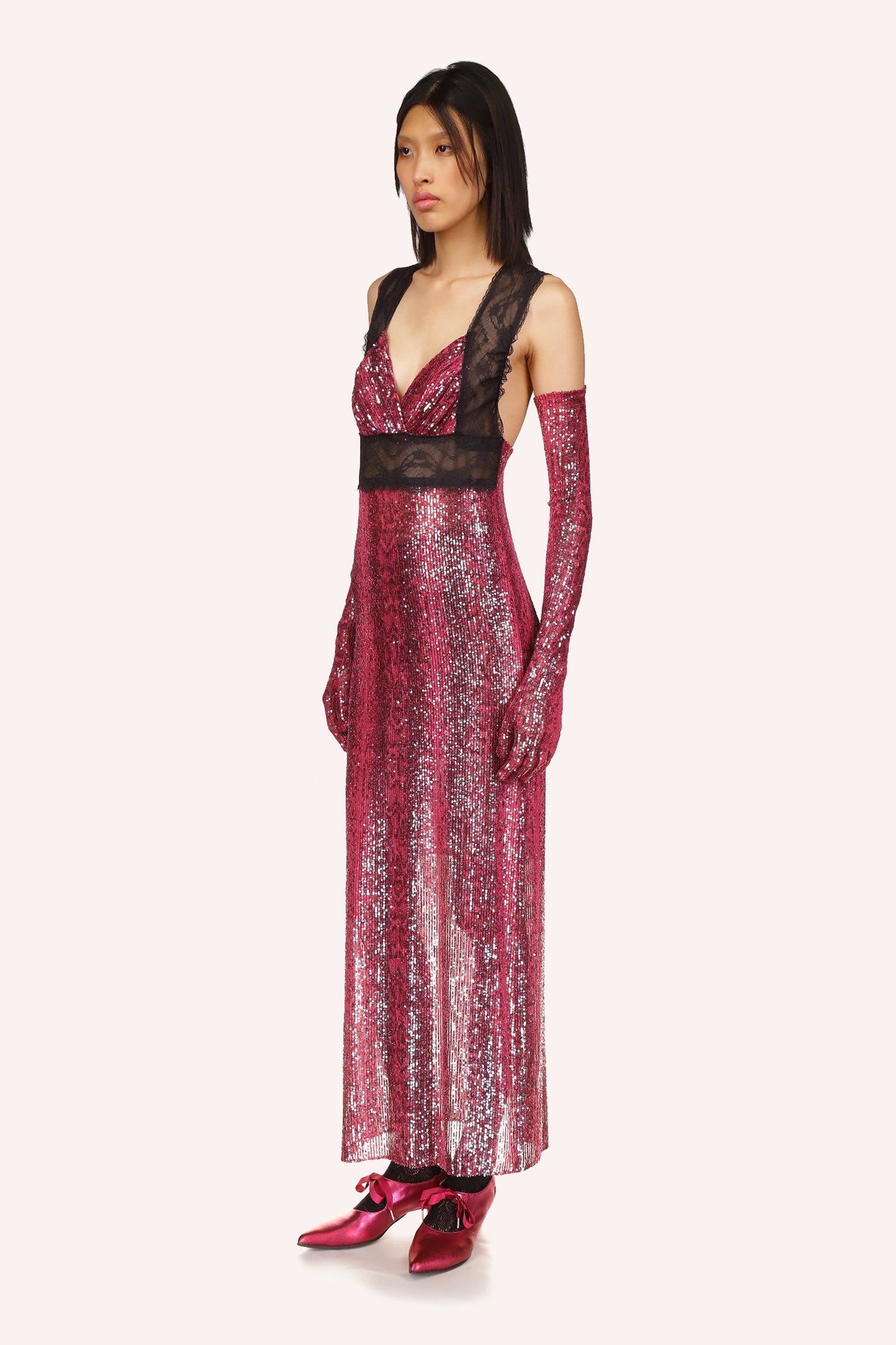 Long V-neck cut, red, large see-thru black lace under the bust pass over the shoulder, ankles-long