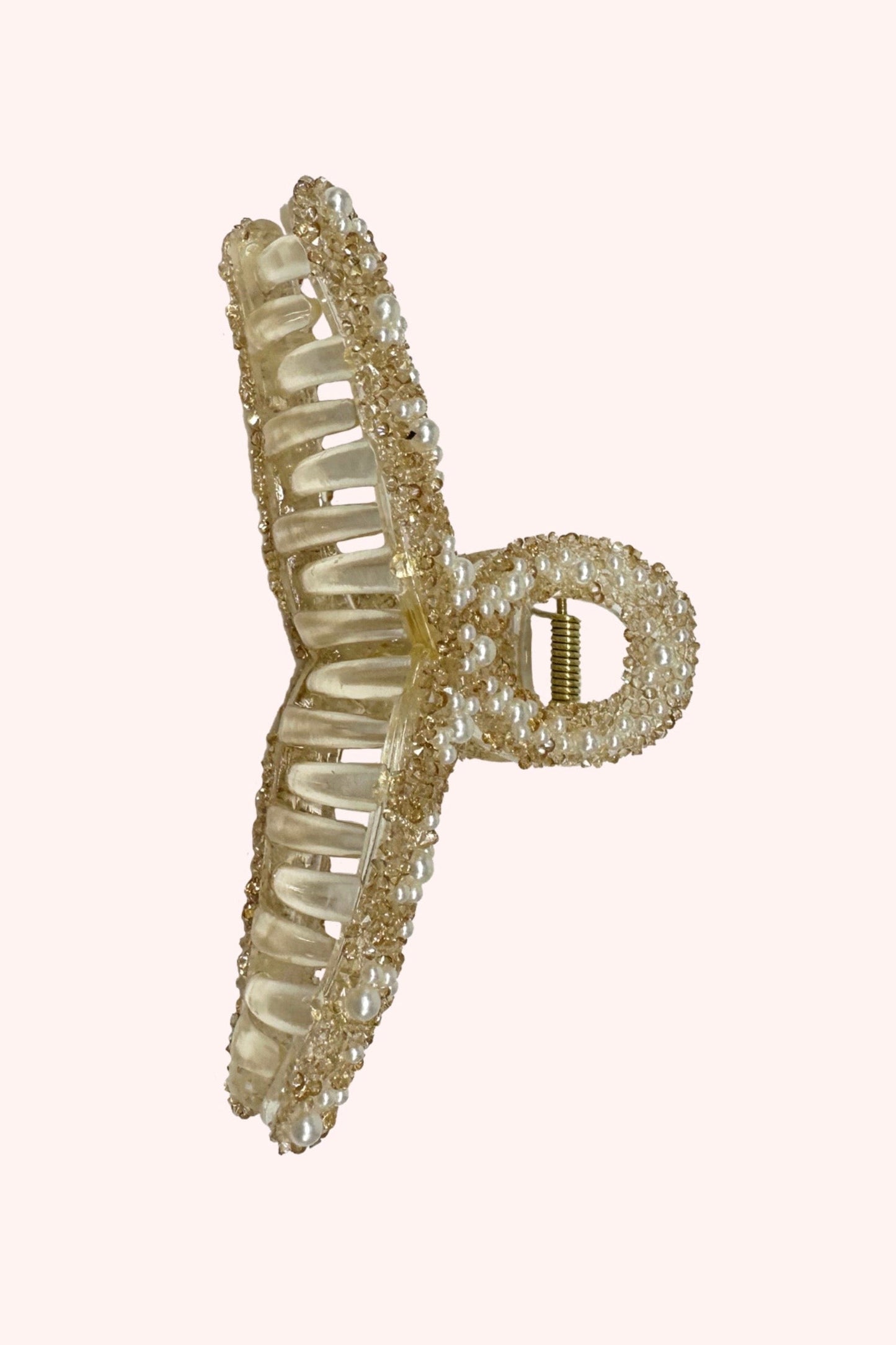 Large Pearl Encrusted Jaw Clip beige color with pearls, large grips, looks like a knot, strong grip
