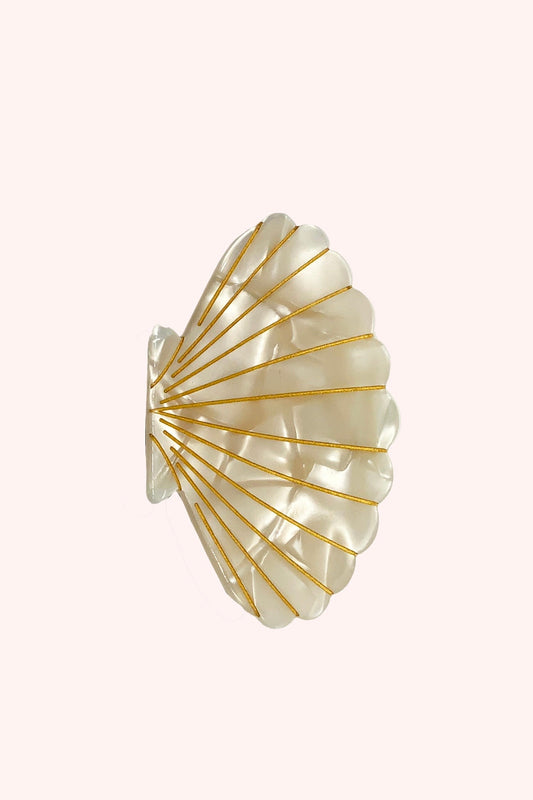 Large Ivory Pastel Sea Shell Jaw Clip