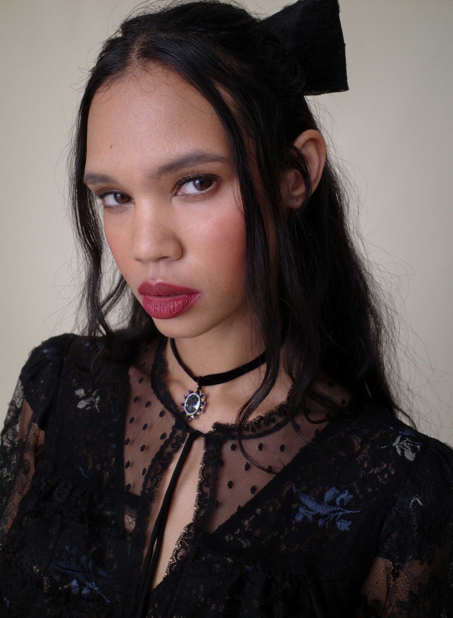 Anna Sui x Erickson Beamon Cameo Choker