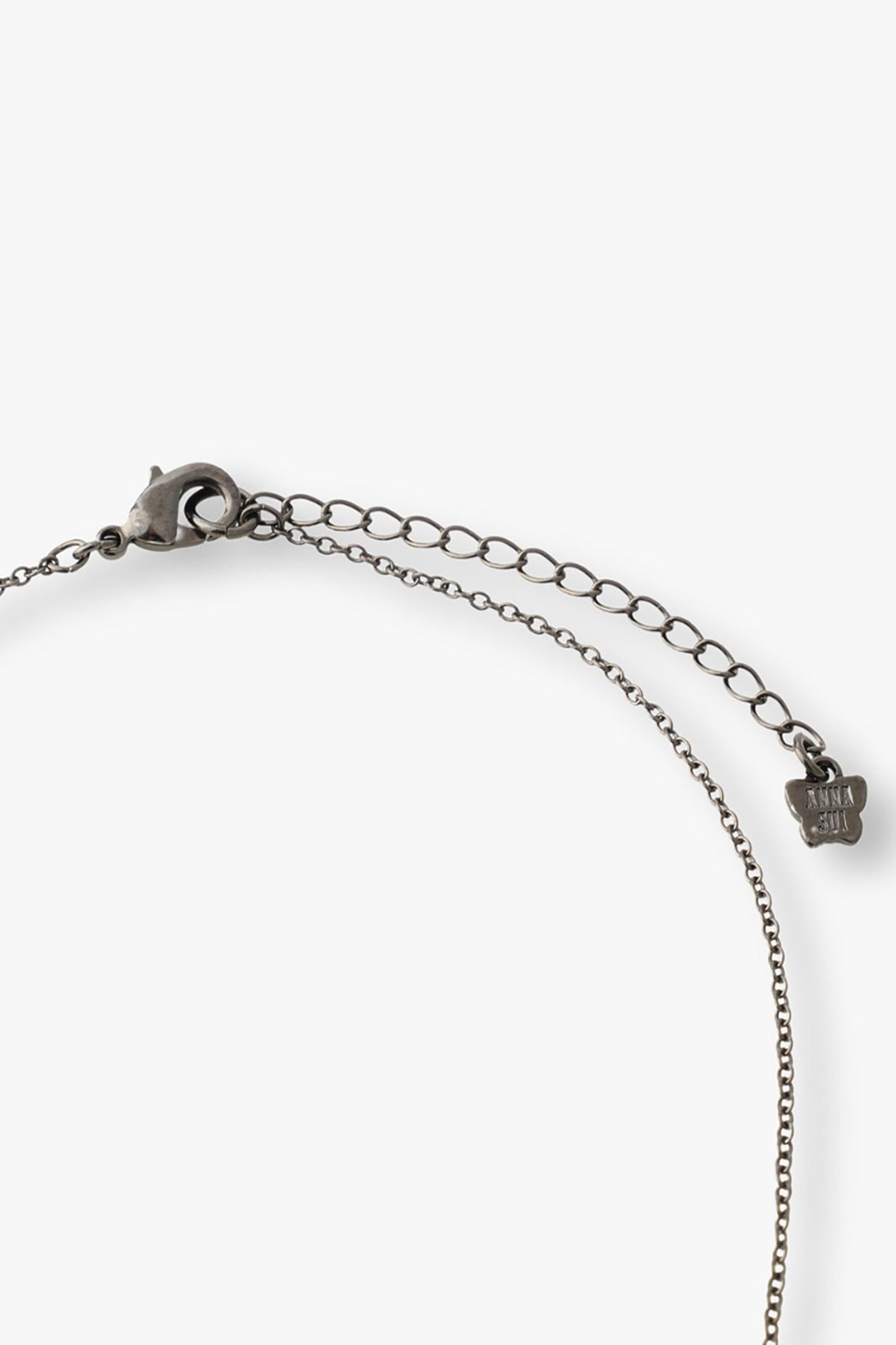 Gunmetal lobster claw clasp with large links for adjustability, Anna Sui imprint on a tag, set one