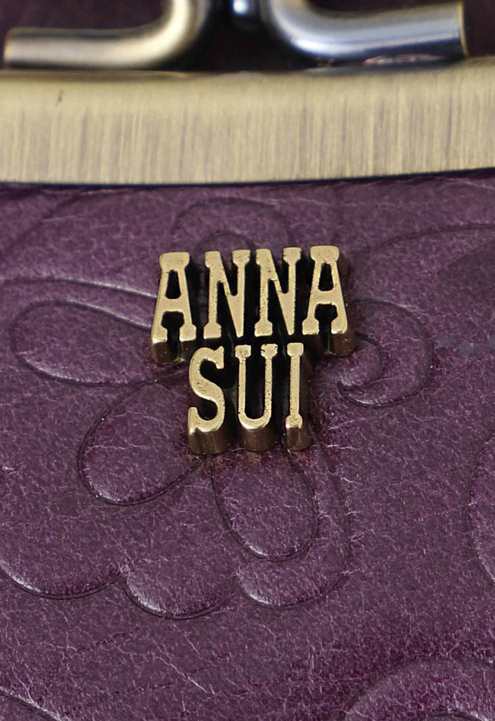 Little Bird Wallet purple, ball snap closure with ditsy bird, Anna Sui badge golden letters logo 
