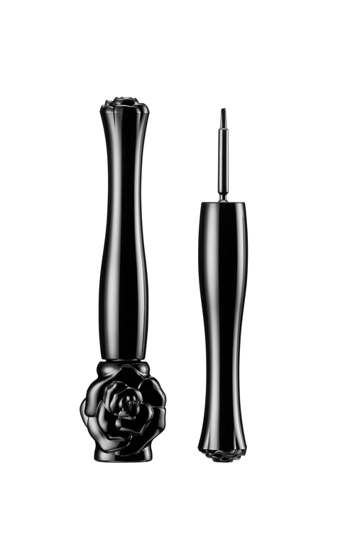 Open Anna Sui Eyeliner, black rose with a long cap to protect the pencil. Choose from 2 stunning shades 001 and 002