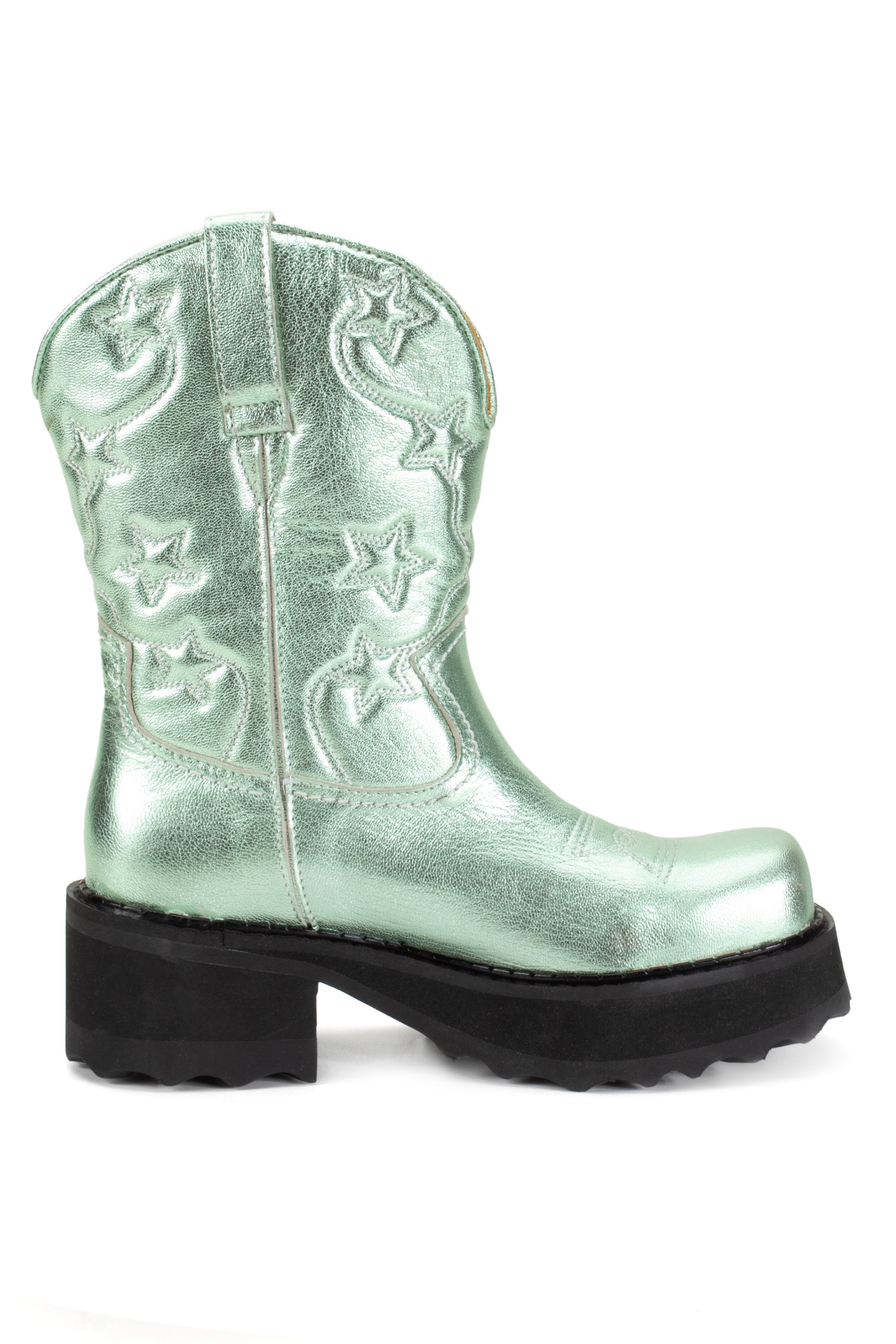 mid-size boots equipped with 2 handles to make them easy to wear, Western style look, engraved lone stars front and back 