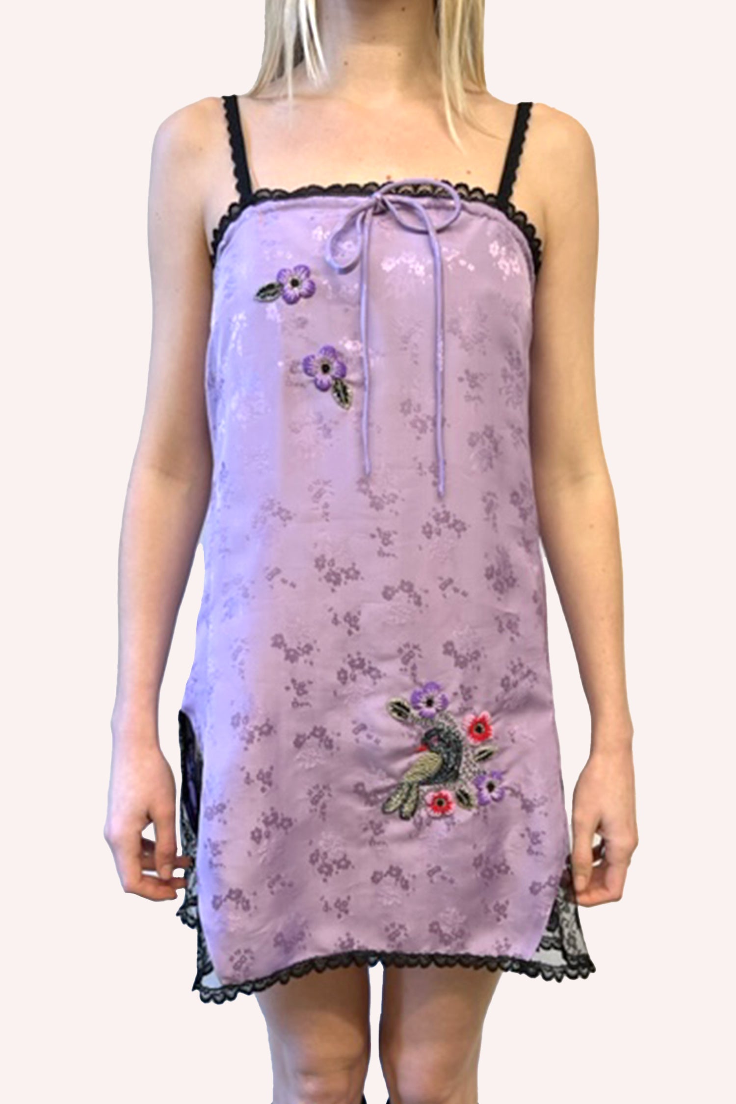 Dress, 2-purple flowers on the top right, bouquet of green/red flower like bird on left tight