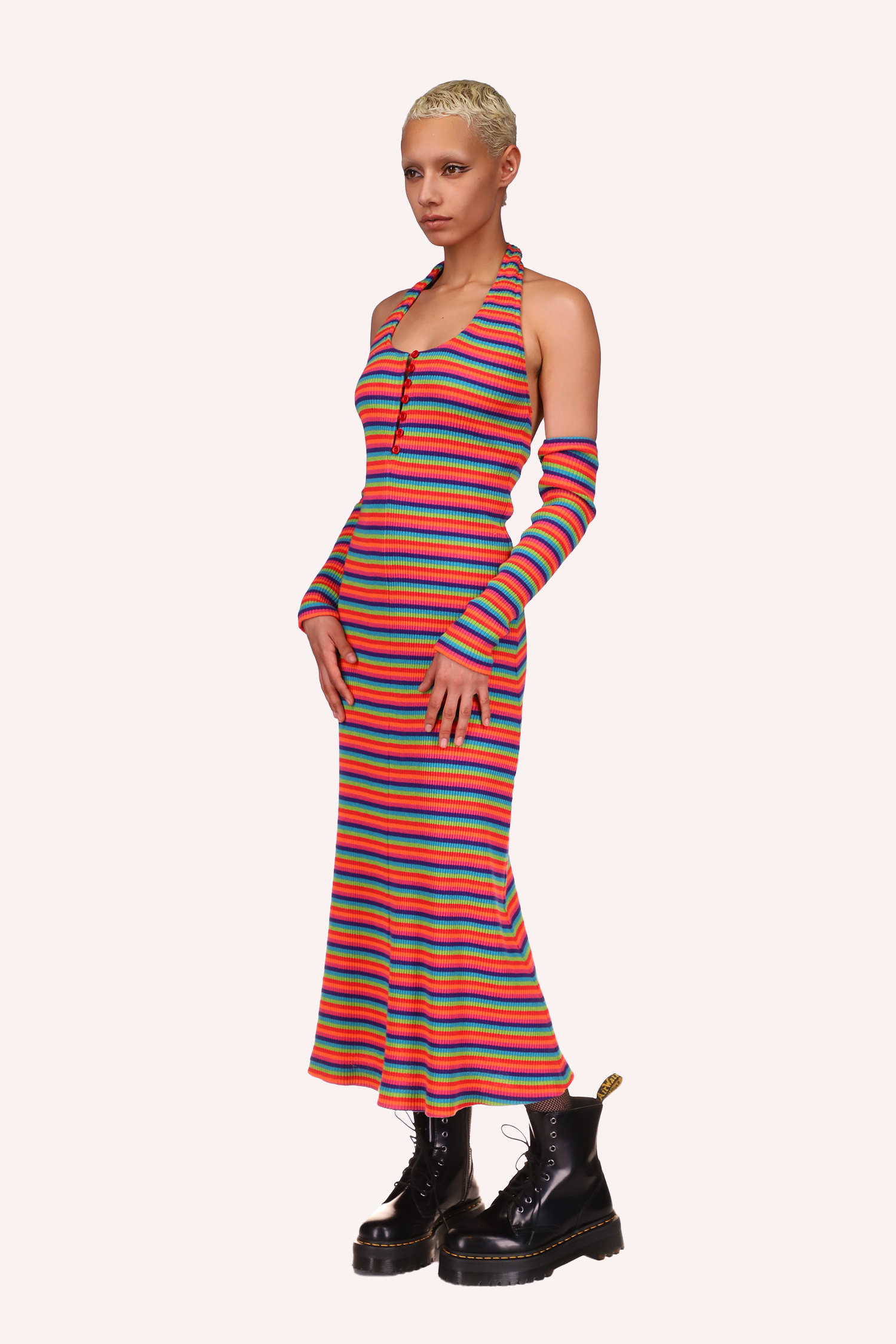 Design of horizontal orange, light green, and blue stripes around the body that make you look slim and slender. 