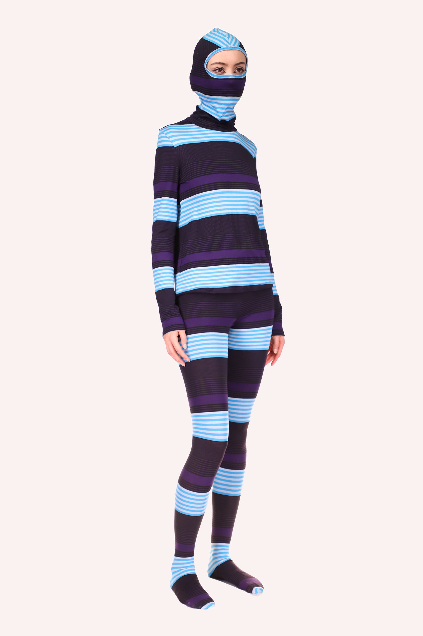 Mod Stripe Knit Tights Orchid can be worn as a legging