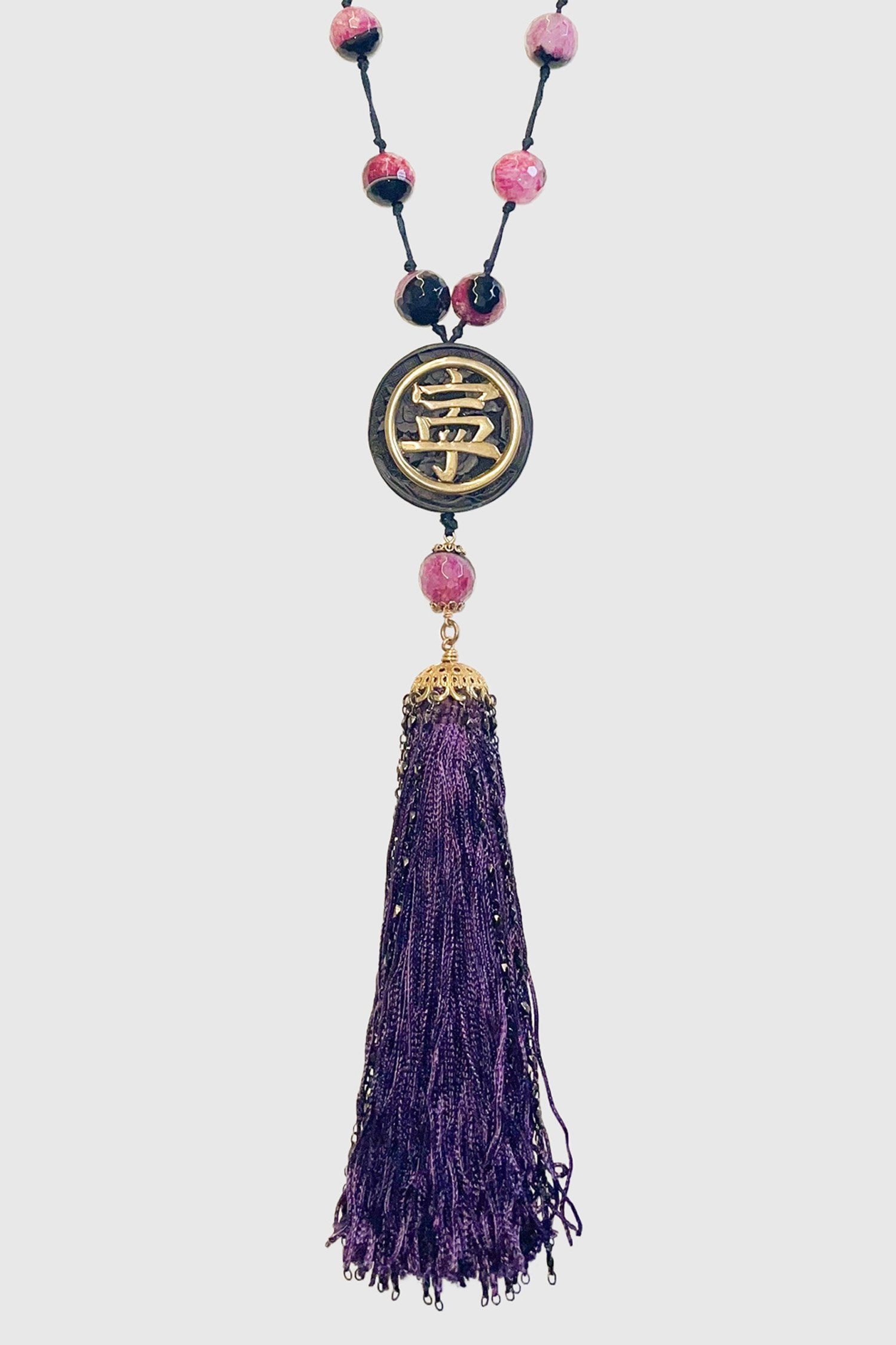 Look 32 Necklace, colored pink beads, round dark wood badge with Chinese fonts, Tassel hue of purple beads
