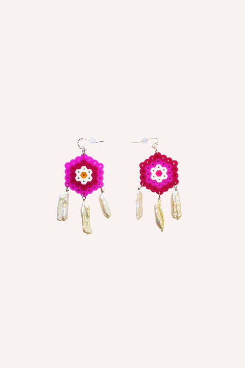 Daisy Chains Triple Stick Pearl Earrings  <br> Pink - Anna Sui