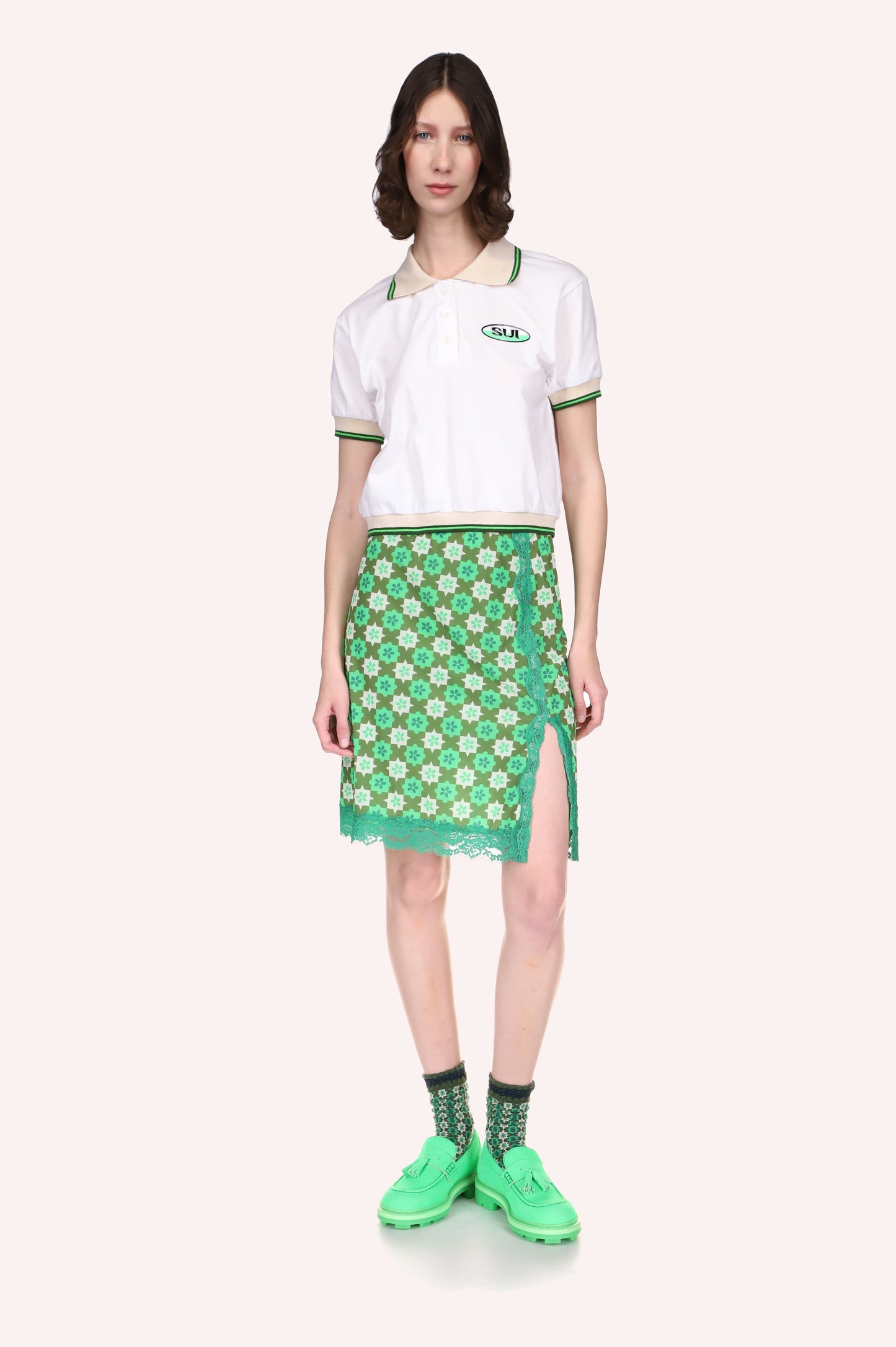 Deco Polo Tee Neon Green is perfectly matching the Utopian Gingham Mesh Skirt Glo Green