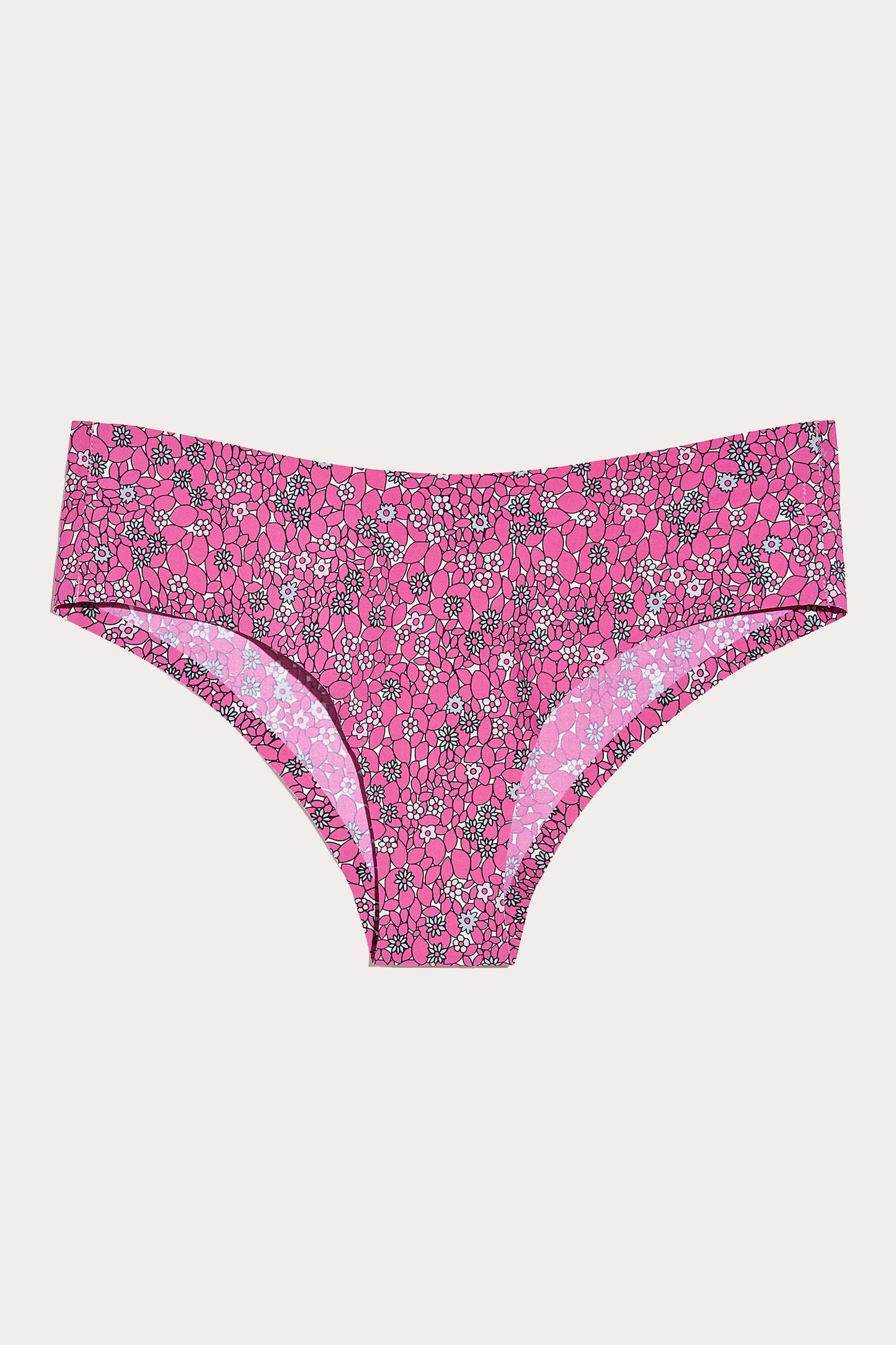 this Hedge Essential Cheeky inspired by the Arts and Crafts movement and Scandinavian designs from the sixties