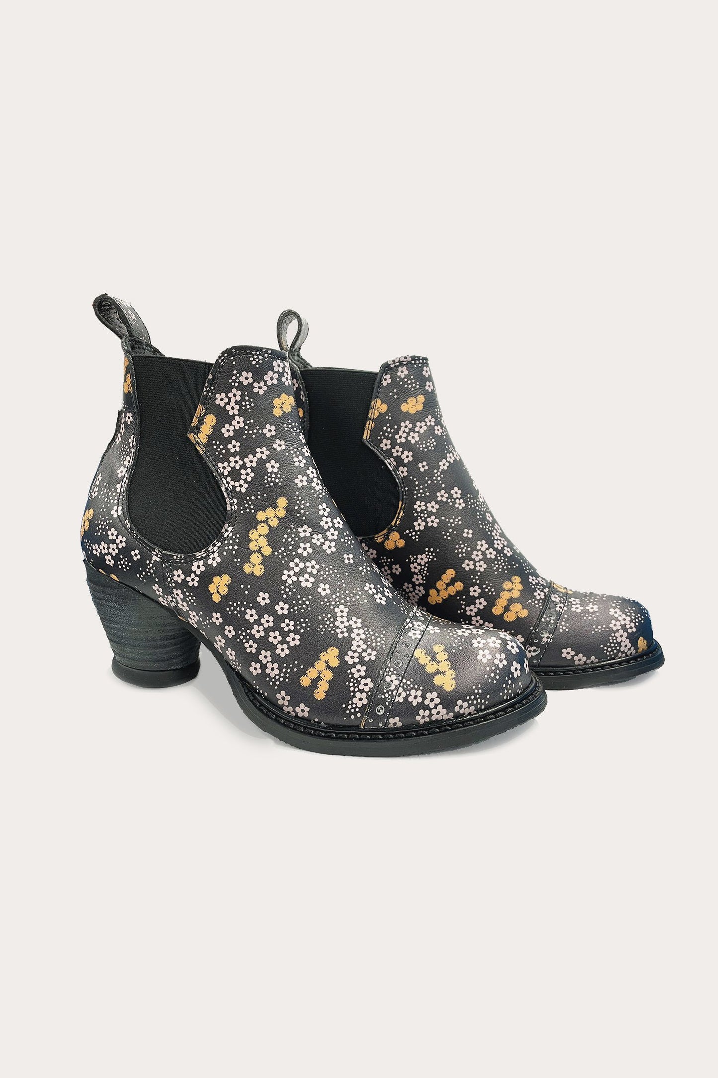 Ditsy Blooms Boot, black high heel, white/yellow floral design, black side elastic, ankles high