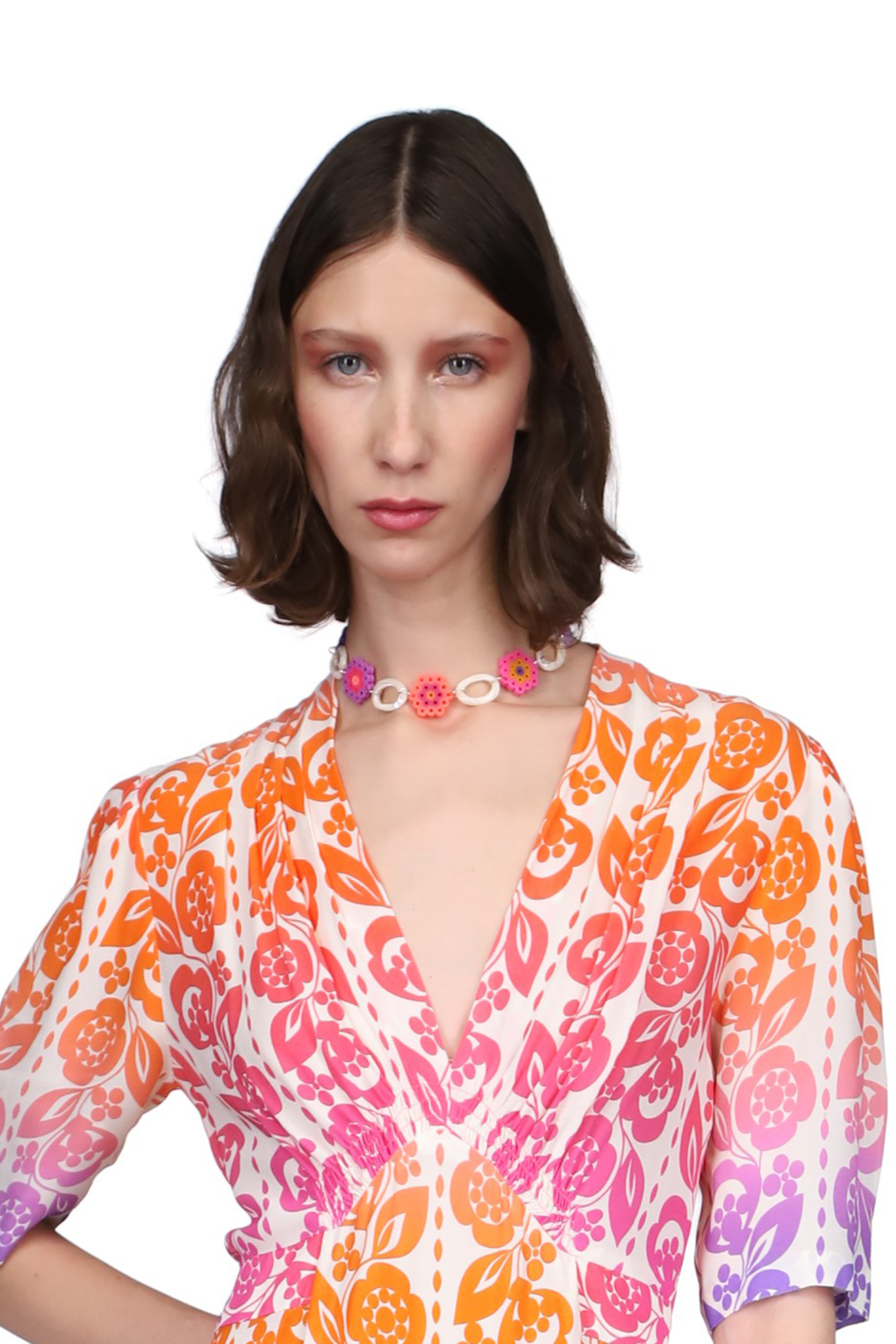 Daisy Chains Mother of Pearl Link Necklace, main color is pink/orange