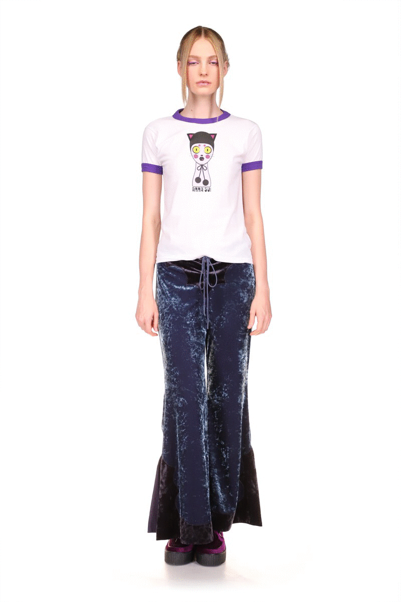 Cat Dolly Head Tee Purple print in front representing a purple doll with black cat attire